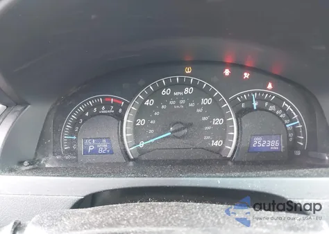 2014 Toyota Camry Le z USA, uszkodzony, nr VIN 4T1BF1FK8EU808520